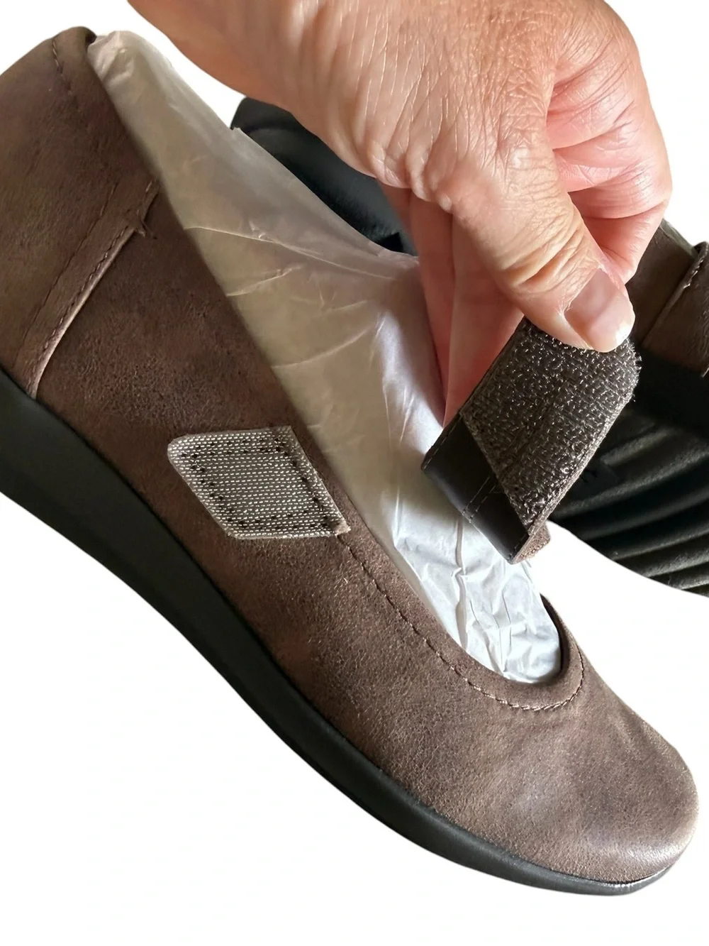 Easy Spirit NIB Aranza Taupe Mary Jane’s size 9